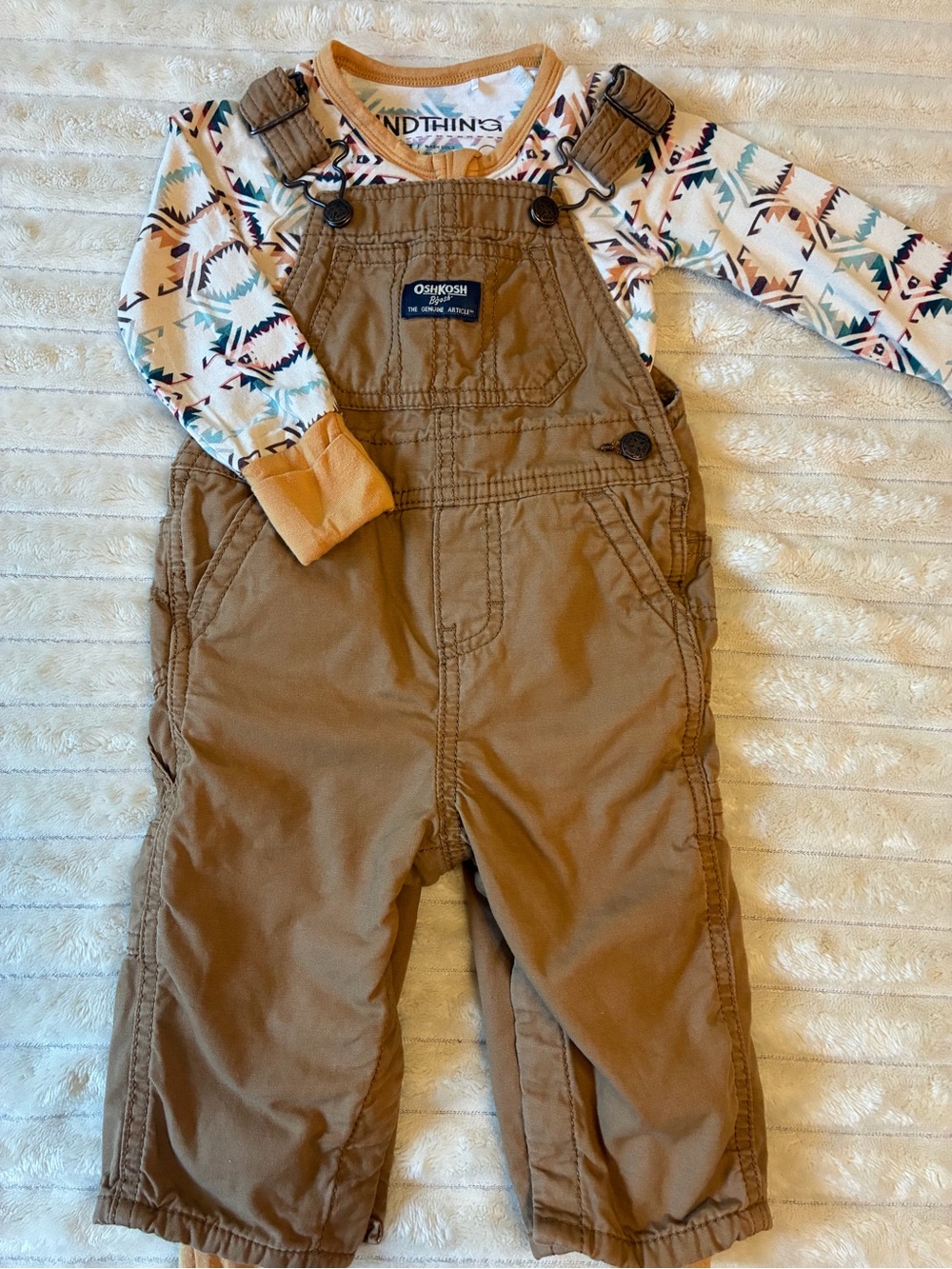 🍂🤎 OshKosh B'gosh Lined Overalls – Size 9 Months 🤎🍂 - Picture 2 of 6
